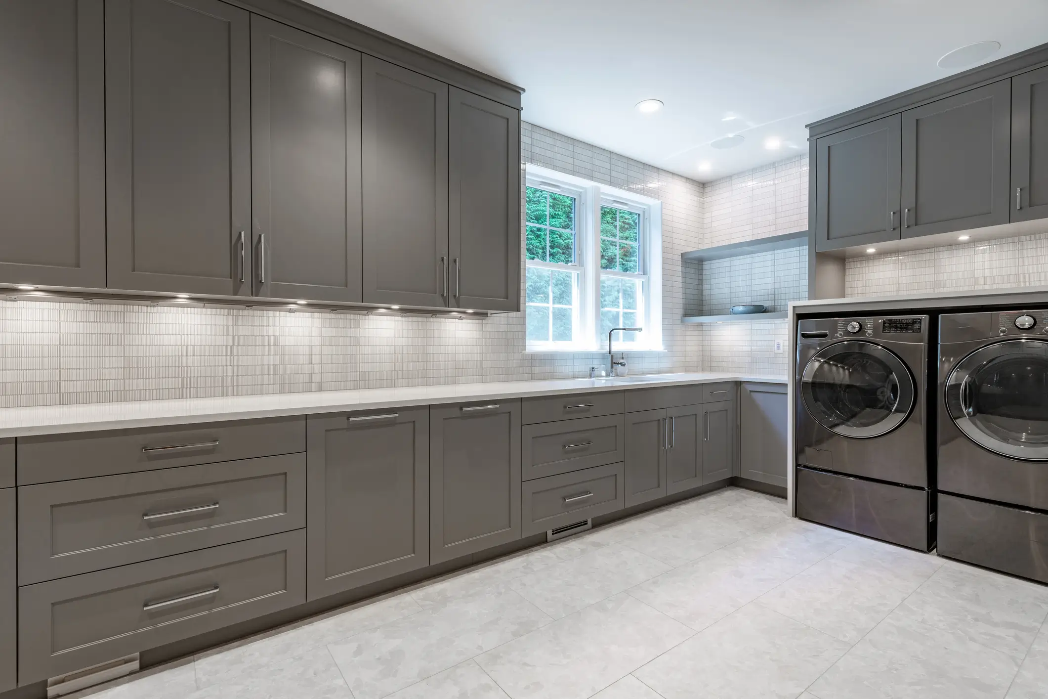 designed laundry room Cristi 2